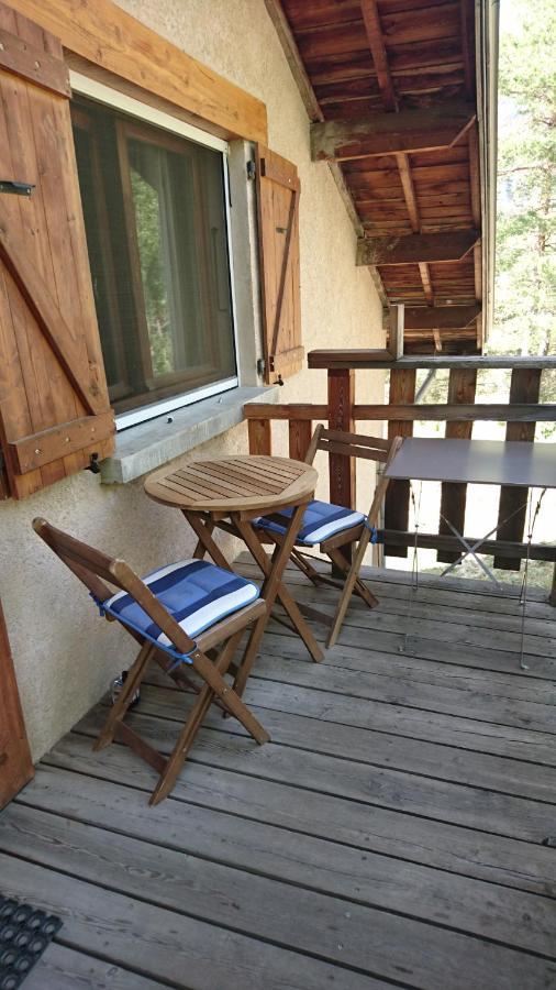 Chambre Les Ormes Enchastrayes Kültér fotó