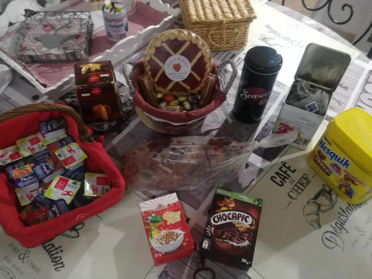 Chambre Les Ormes Enchastrayes Kültér fotó